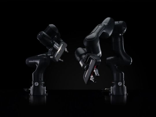 Franka Production 3 ist eine einfach bedienbare Roboterplattform. Das System soll die Produktivität für alle steigern, die effiziente Roboterautomation benötigen.(Bild:  Franka Emika GmbH)