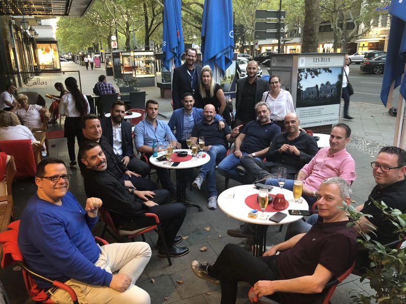 Ein Littlebitianer kommt selten allein - wer geht zum DC Club und wer zur Logitech Party? (Bild: IT-BUSINESS)