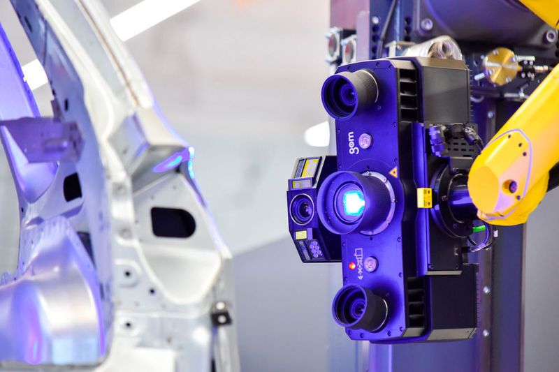 Das wachsende Segment der Industriellen Bildverarbeitung zeigt die zunehmende Vernetzung in de rPraxis. (Schall Messen)