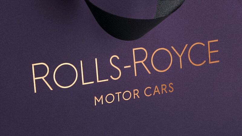 Sie kommt künftig in Versalien daher und betont „Rolls-Royce“. (Rolls-Royce)