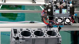 Bei der Verarbeitung von Metallpulvern in der additiven Fertigung entstehen Pulverrückstände, die durch ihr explosives Naturell eine ernstzunehmende Gefahr für Mensch, Maschine und Produkt darstellen. (Pixabay)