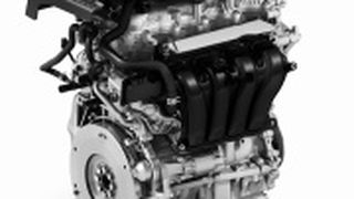 Der neue, gut 1,3 Liter große Vierzylinder baut extrem kompakt – laut Toyota soll er nicht größer sein als ein Ein-Liter-Dreizylinder.  (Foto: Toyota)