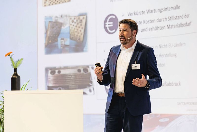 Impressionen der Fachtagung „Mehr Effizienz im Presswerk“ 2025 in Würzburg. (Bild: Stefan Bausewein)