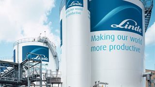 Mit technischen Gasen gegen Stickoxid im Schornstein: Linde will mit dem Lotox-Verfahren Ozon zur Abgasreinigung nutzen. (Linde)