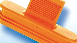 Bei Kontaktanschlüssen ist der Stopfen je nach Ausführung für die Typen MLK 1.2 AK mit zwei bis acht Polen, SLK 2.8 VDA mit zwei bis vier Polen und für den zweipoligen Typ MAK 12 geeignet. Bild: Pöppelmann (Archiv: Vogel Business Media)