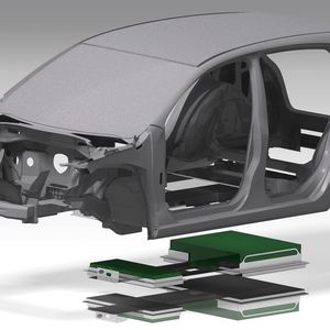 Das Bild zeigt die Konzeptstudie einer leichtbauoptimierten Fahrzeugkarosserie der C-Klasse mit integriertem Energiespeichersystem.