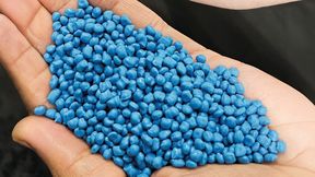 Der Weg von gebrauchten Kunststoffverpackungen aus dem Gelben Sack in hochwertige Kunststoffgranulate besteht aus vielen Schritten. (Bild: Netter GmbH)