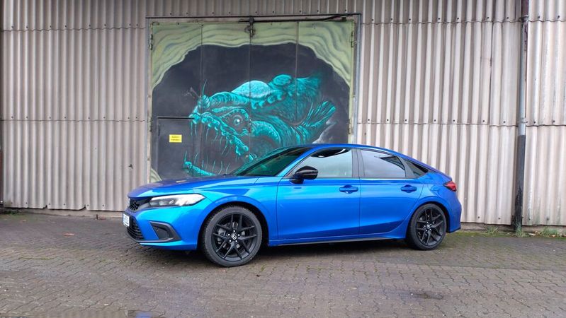 Der aktuelle Honda Civic Hybrid in der Ausstattungsvariante Sport.(Bild:  Sven Prawitz/Vogel Communications Group)