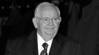 Der Unternehmensgründer des Autohaus Timmer ist im Alter von 86 Jahren im Kreis der Familie verstorben. (Bild: Autohaus Timmer)