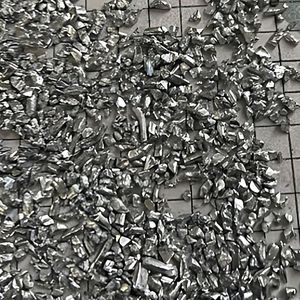 TT Kabeli processes residual materials from aluminum and copper in Bosnia and Herzegovina into granulate and finally into briquettes using a RUF 55/3700/100D.(Image:  RUF Maschinenbau GmbH & Co. KG)
