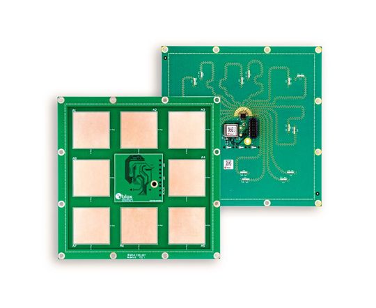 Die Platine mit einem Antennen-Array, das aus acht einzelnen Patch-Antennen besteht, ist um ein Bluetooth 5.1 Modul NINA-B411 von u-blox herum aufgebaut. Die Platine mit einem Antennen-Array, das aus acht einzelnen Patch-Antennen besteht, ist um ein Bluetooth 5.1 Modul NINA-B411 von u-blox herum aufgebaut.
