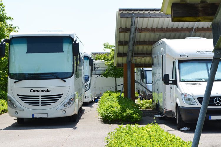 60 Reisemobile auf einen Parkplatz einzuweisen – da muss man sich schon mal kurz konzentrieren. (Foto: Rehberg)