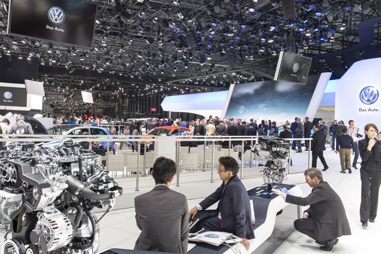 Das Auto: VW hatte auch im vergangenen Jahr den mit Abstand größten Messestand. (Foto: Autosalon Genf)