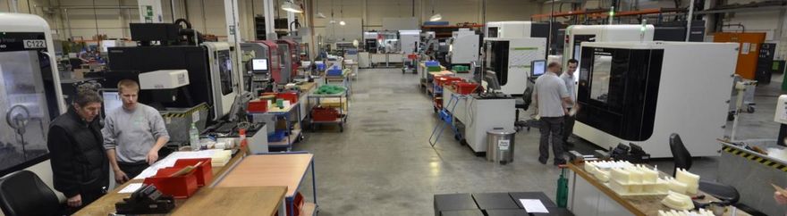 csm_img_slide_fertigung_08_0c53789329_42ad2848a1 ()