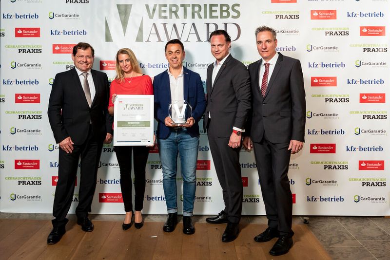 Gewinner in der Kategorie Marktpräsenz: Das Autohaus Richard Dämpfle aus Meckenbeuren. (Bild: Stefan Bausewein)