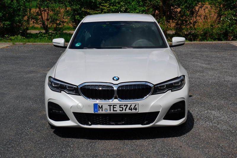 Unser Fazit lautet: Mit dem neuen Auto steht bei den BMW-Händlern eine sehr ansprechende Limousine im Ausstellungsraum. (Michel/»kfz-betrieb«)