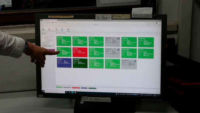 Die Werkstatt wird im Autohaus Durst digital gesteuert. Die Werkstatt wird im Autohaus Durst digital gesteuert.