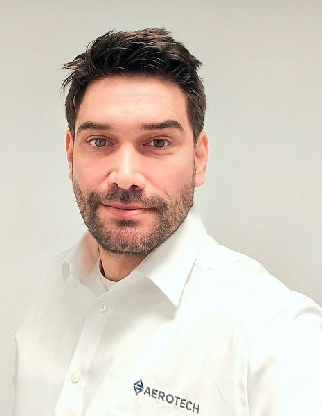 Oliver Hentschel ist der Verantwortliche des Laserlabors in Fürth. Er ist zuständig für den weiteren Ausbau der praxisnahen Versuchs- und Testumgebungen am Standort.  (Bild: Aerotech)