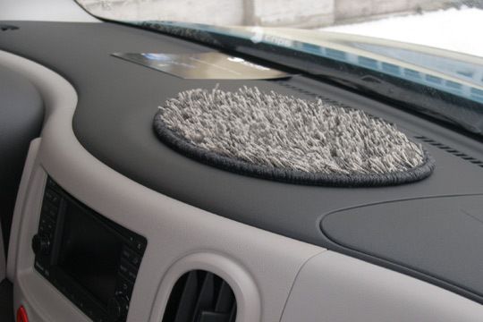 Auch in den Details: Dieser Tecpich ist als Ablage für Kleinteile wie Handy und Brille gedacht. (Archiv: Vogel Business Media)