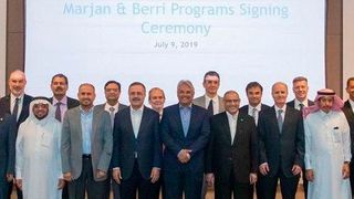 Signing ceremony of the Marjan and Berri Programmes.  (Saudi Arabian Oil Co.)