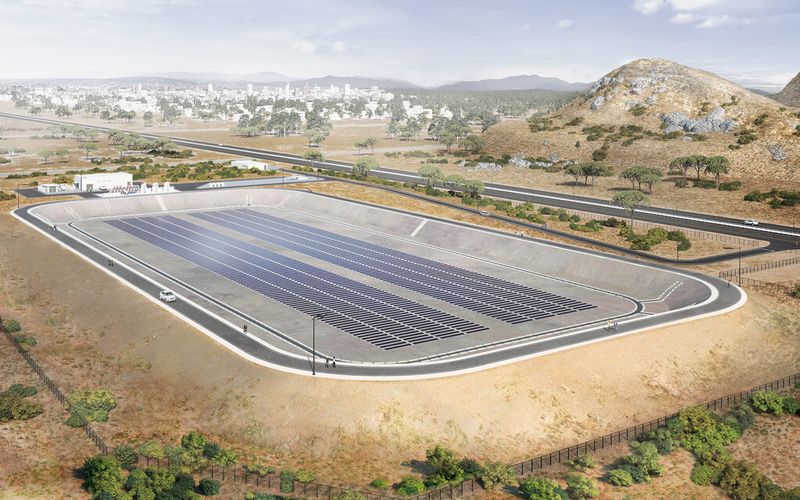 Wasserspeicher-Becken sind für trockene Gegenden ein wahrer Segen. Contitech bietet als Verdunstungsschutz (Reduziert Verluste um circa 40 %) jetzt eine Folie mit integrierten Solarzellen an, die landwitschaftliche Betriebe unabhängiger machen. (Bild: ContiTech)