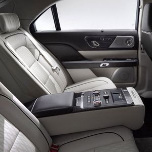 Lincoln Continental: Rückkehr des Chauffeur-Traumwagens