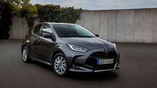 Der Mazda 2 Hybrid rollt im Frühjahr 2022 in den Handel. (Mazda)