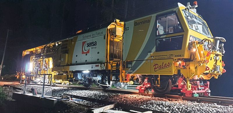 Für Spezialmaschinen im Gleisbau sind eine Vielzahl an Bauteilen und Komponenten zu konstruieren, zu fertigen, zu erfassen und über die Nutzungsdauer zu verwalten.  (Bild:  Rhomberg Sersa Rail)