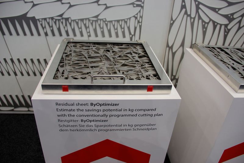 Impressionen, mit Details zu den Award-Gewinnern...wer durchhält findet auch noch einige weibliche Hingucker...viel Spaß. (BildL Ulrich)