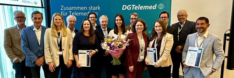 Die Gewinner des Telemedizinpreises 2024 wurden beim Nationalen Fachkongress Telemedizin in Berlin ausgezeichnet. (© DGTelemed)