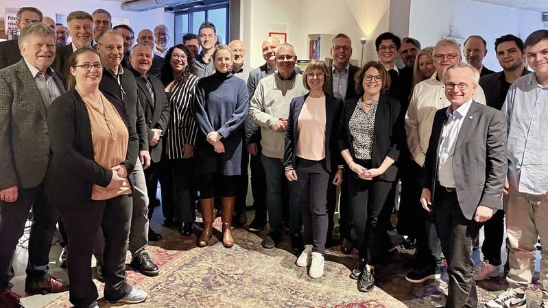 In Bonn trafen sich die Mitglieder der Initiative AutoBerufe zur ihrer Jahresversammlung. (Bilder:  Doris S. Pfaff)