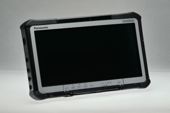 Das neue Toughbook ist 35x24cm groß, wiegt zirka 2,4kg und verfügt über einen 34cm großen Touchscreen-Bildschirm. (Archiv: Vogel Business Media)