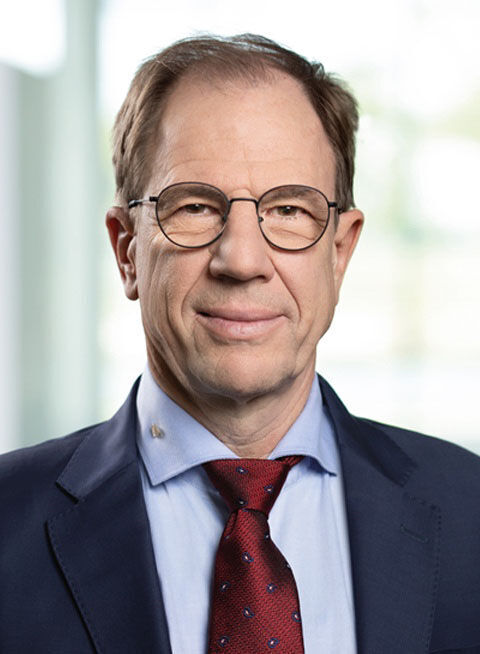 Reinhard Ploss, Geschäftsführer und Vorstandschef von Infineon: „Wir kämpfen um jeden zusätzlichen Wafer.“