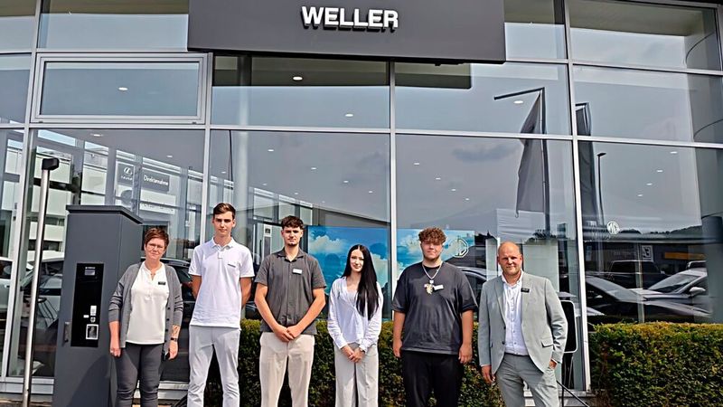 Die Weller Gruppe begrüßt 193 Auszubildende in acht verschiedenen Ausbildungsberufen an 42 Standorten. Mit ihrem Start verstärken sie die Teams an den Standorten der Unternehmensgruppe - unter anderem in Herford und Hamm (Bild). Die neuen Auszubildenden werden in den kommenden Jahren in verschiedenen Bereichen des Unternehmens ausgebildet. Neben der Vermittlung von Fachwissen erhalten sie die Möglichkeit, unterschiedliche Abteilungen kennenzulernen und praktische Erfahrungen im Arbeitsalltag zu sammeln. (Bild: Weller)