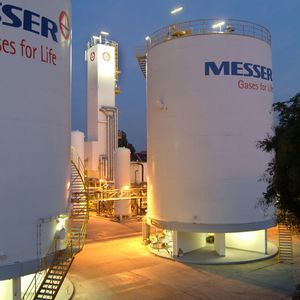 Aufstieg zum globalen Player: Messer und CVC Capital Partners Fund VII haben mit Linde eine Vereinbarung zur Übernahme des überwiegenden Teils des Gasegeschäfts von Linde in Nordamerika sowie einzelner Geschäftsaktivitäten in Südamerika getroffen. Das Joint Venture wird unter der Marke Messer operieren.