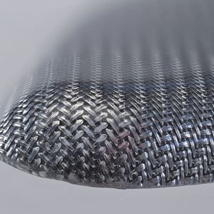 Die Garnstärke liegt in einem Bereich von 140 bis 260 µm. 