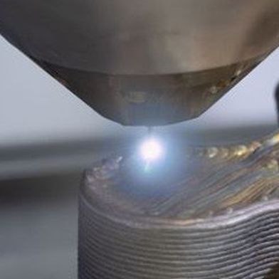 Meltio ist ein industrieller Anbieter von industriellen 3D-Metalldrucksystemen mittels DED-Lasertechnologie (Direct Energy Deposition). (Bild: Meltio)