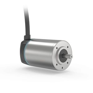Die Servomotoren Cyber Dynamic Line  sind in neuer Baugröße 60 zu erhalten. Für alle Motorbaugrößen ermöglicht ein radialer Kabelabgang von 90° mehr Lösungsraum für eine platzsparende und flexible Installation. (Bild: Wittenstein)