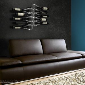 Das Gießverfahren ermöglicht es den Designern, komplexe Geometrien, Hinterschneidungen, dünne Wandstärken und selbst feinste Strukturen umzusetzen.