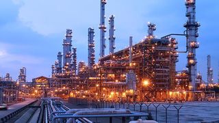 The chemical plant is fully integrated with the Singapore Refinery to form Exxon Mobil's largest integrated refining and petrochemical complex in the world. (Exxon Mobil)