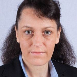 „Durch die gemeinsame Verwaltung von Produktdaten und Complianceinformationen kann Agile PLM mit dem Modul PG&C das Design for Compliance unterstützen“, Dr. Christina Schröder, Oracle-Spezialistin für Datenverwaltungs- und Softwarelösungen für die Life-Science-Industrie.