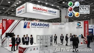 At K 2025, Huarong is manufacturing hair clips, among other things. (Image:Huarong)