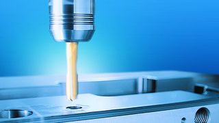 Bild 1: Besonders geeignet für den Einsatz mit Minimalmengenkühlschmierung ist das Hydro-Dehnspannfutter Tendo. (Archiv: Vogel Business Media)