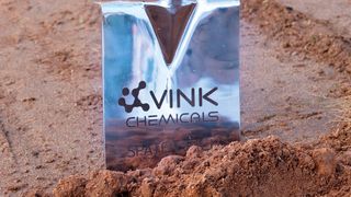 Mit einem symbolischen ersten Spatenstich startete am 10. November der Bau des neuen Chemiewerks von Vink Chemicals in Schwerin. (Bild: Vink Chemicals)