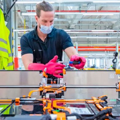  Die Konzernsparte Sustainera zeigt zeigt auf der Automechanika neue Austauschkomponenten. (Bild: Sustainera)