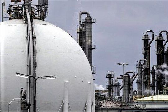 Deutschland hat ein Gasproblem und die Speicher sind erst knapp über die Hälfte voll. Vor dem Winter muss sich also noch einiges tun. Dabei soll auch ein Auktionsmodell der Bundesnetzagentur helfen, das ab September greift.(Bild:  dpa)