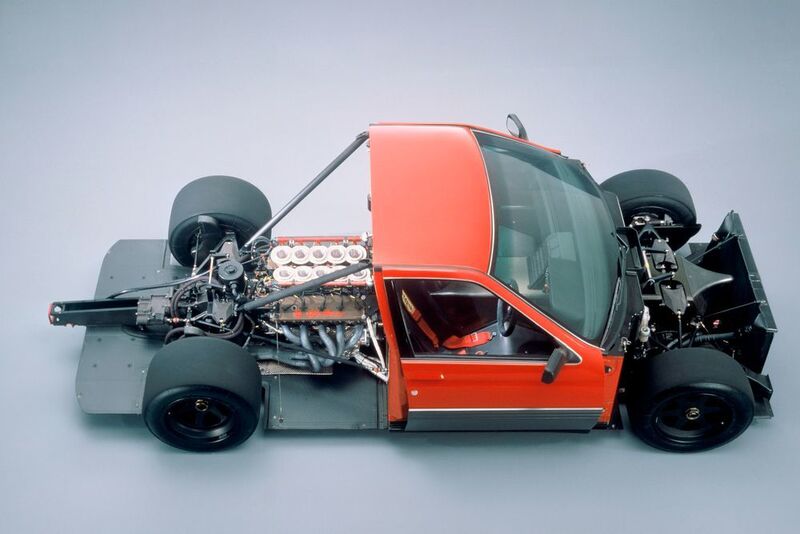... und die als ProCar-Prototyp mit 3,5-Liter-V10 vor dem Grand Prix von Monza sogar auf unfassbare 329 km/h beschleunigte. (Alfa Romeo)