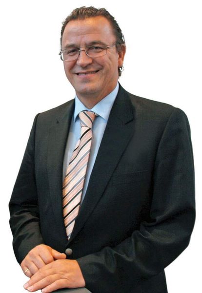 Prof. Dr.-Ing. Heinrich A. Flegel, Daimler AG:  „Die Finanzjongleure sind enttarnt — es lebe der Ingenieur!“ Bild: Fouhy (Archiv: Vogel Business Media)