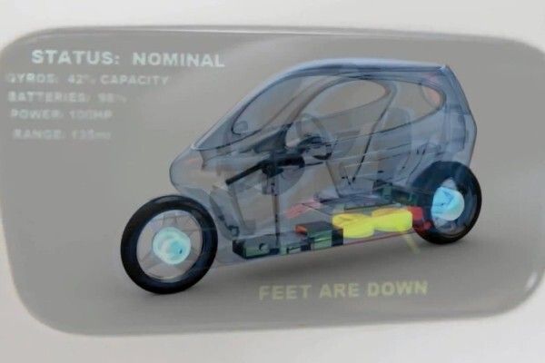 Die Zustandsanzeige informiert über Ladezustand, verfügbare Leistung, Reichweite und vieles mehr (Bild: Lit Motors)