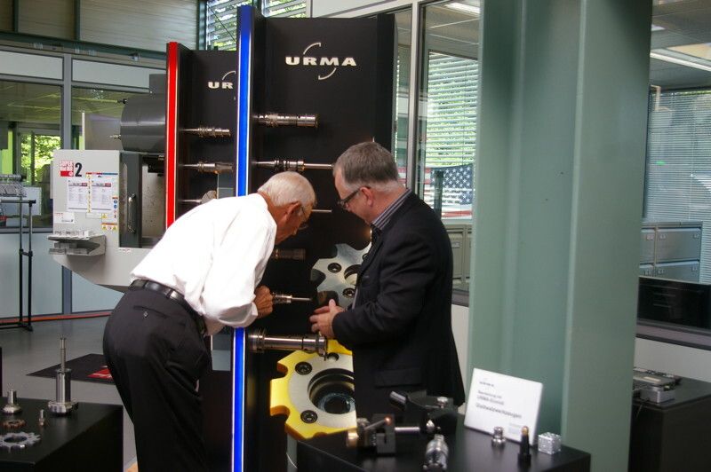 Reflet en image des portes-ouvertes chez Urma en 2012. Lles prochaines journées de l'innovation se dérouleront les 8 et 9 novembre 2013 chez Urma à Rupperswil. (Image: MSM / JR Gonthier)